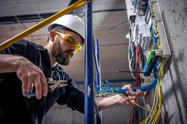 Best Electrical Contractors for Businesses  in Bolingbrook, IL